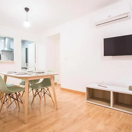 Azvalia - La Entreplanta Apartment *